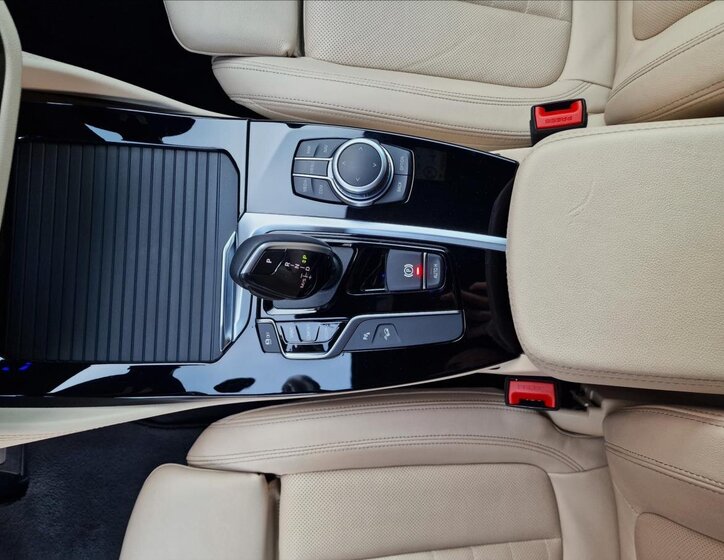 BMW X4 SUV / Terénní 3,0 l 210 kw