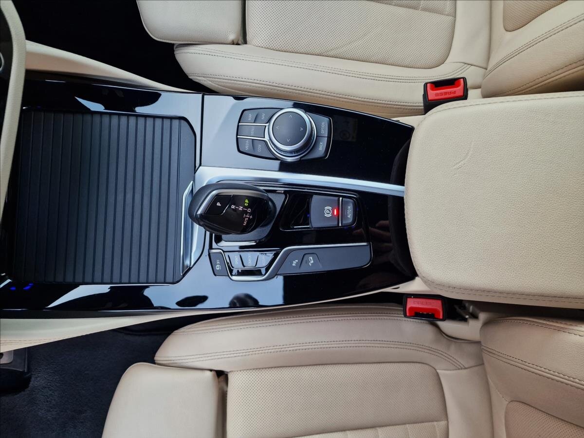 BMW X4 SUV / Terénní 3,0 l 210 kw