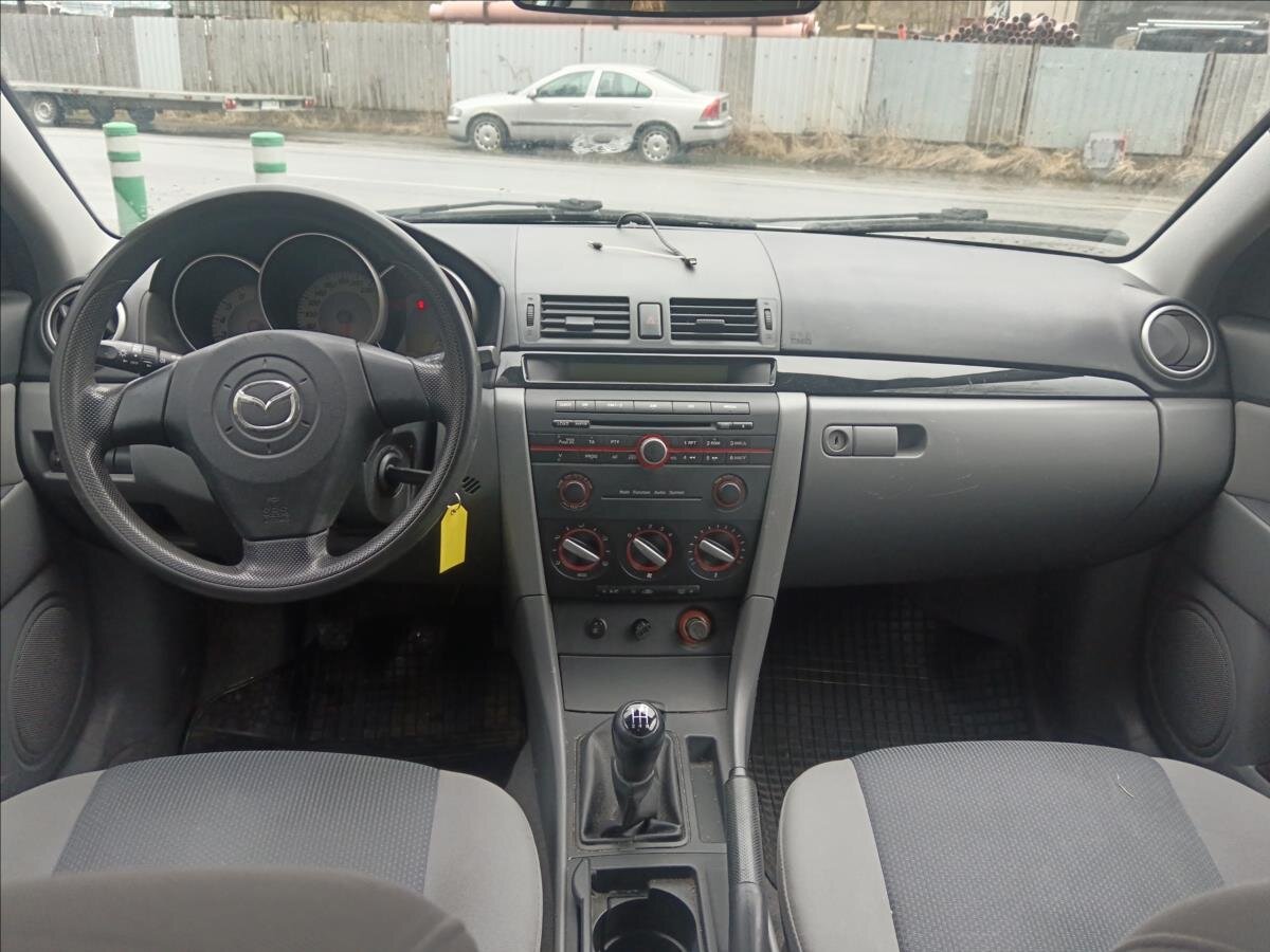 Mazda 3 Hatchback 1,3 l 62 kw
