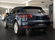 Porsche Macan 4
