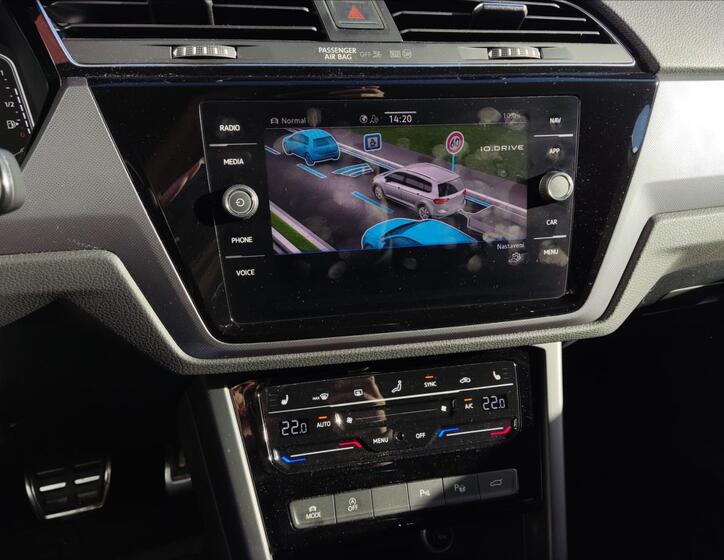 Volkswagen Touran 10