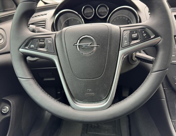 Opel Insignia 34