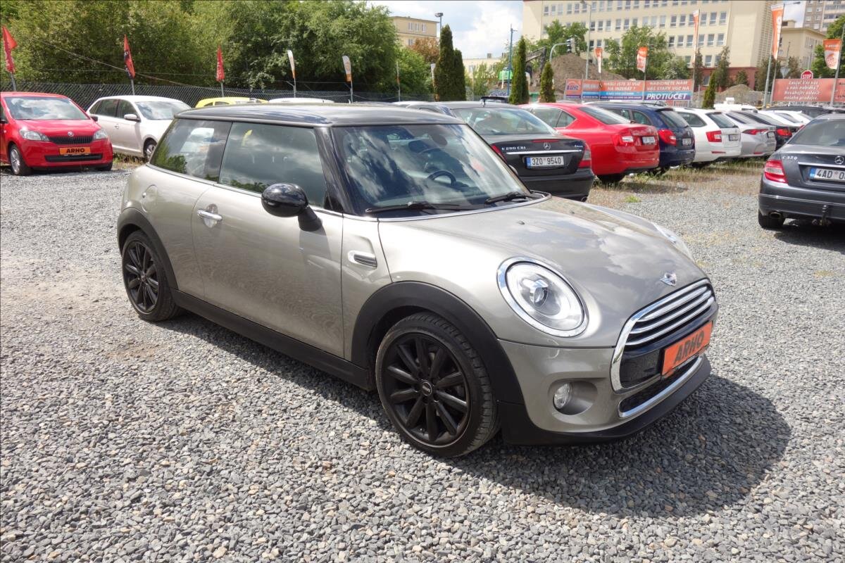 Mini Cooper Hatchback 1,5 l 100 kw