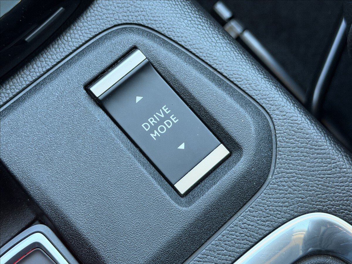 Opel Corsa Hatchback 1,2 l 74 kw