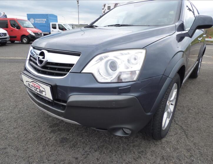 Opel Antara 51