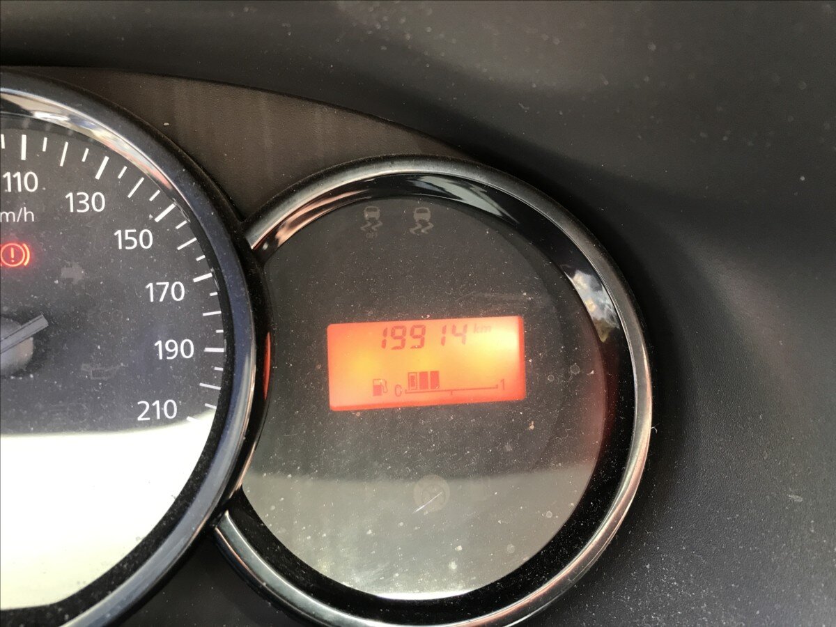 Dacia Sandero Hatchback 1,1 l 54 kw