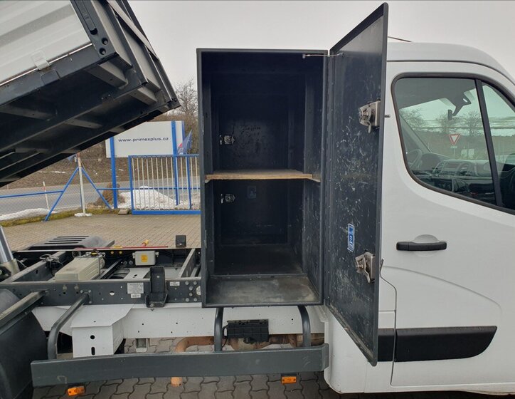 Renault Master Sklápěč 2,3 l 96 kw