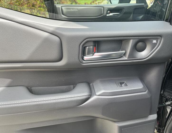 Toyota Land Cruiser 17