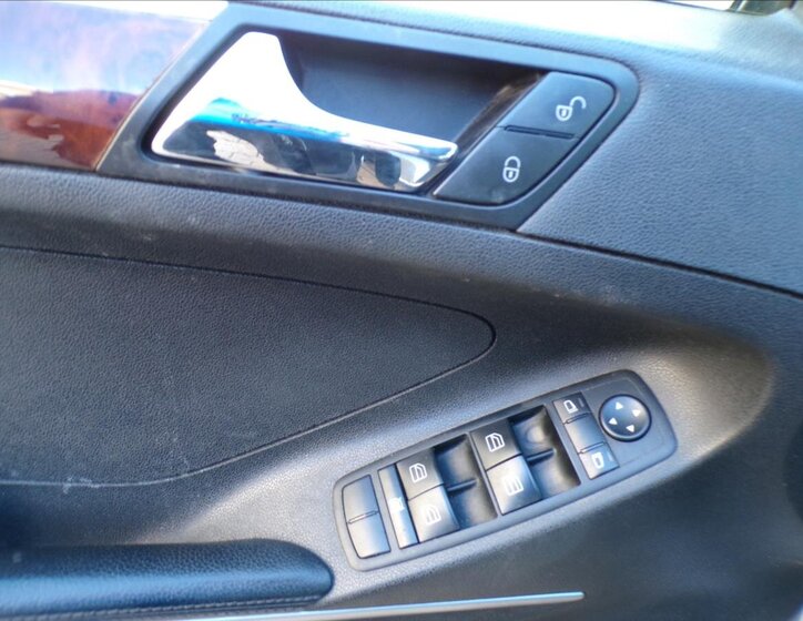 Mercedes-Benz Třídy M Ostatní 3,5 l 200 kw