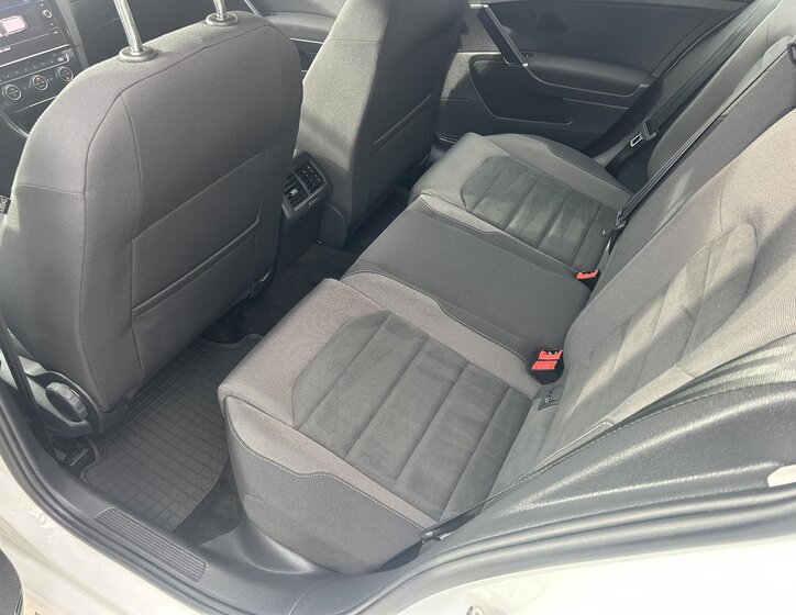 Volkswagen Golf Kombi 2,0 l 110 kw