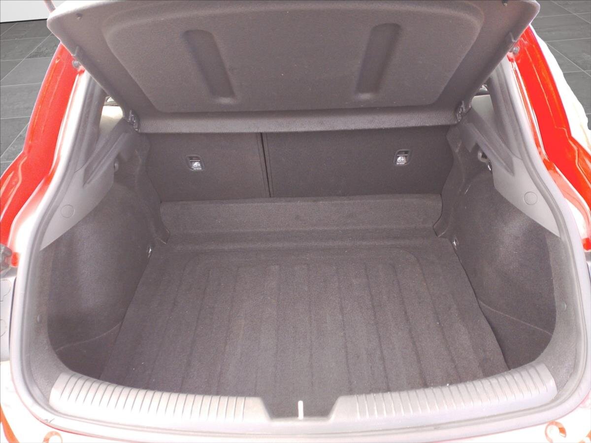 Hyundai i30 Liftback 1,4 l 103 kw