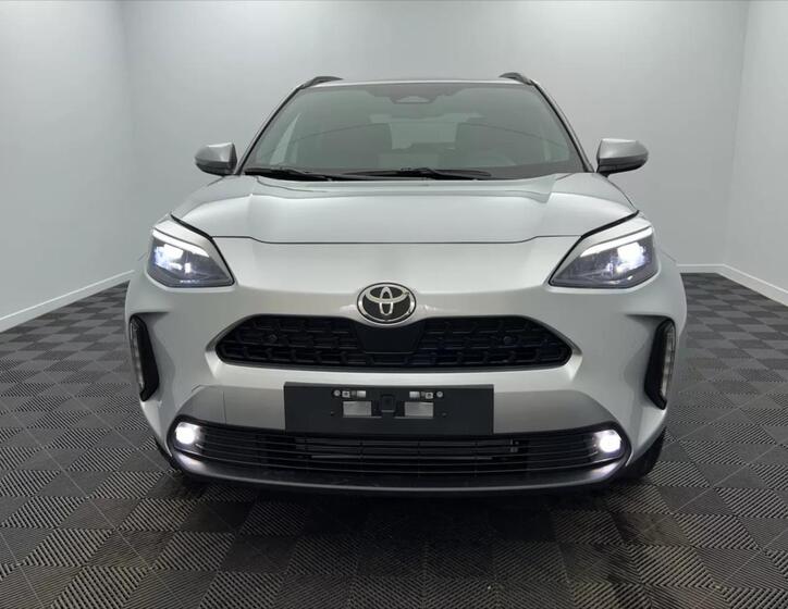 Toyota Yaris Cross 2