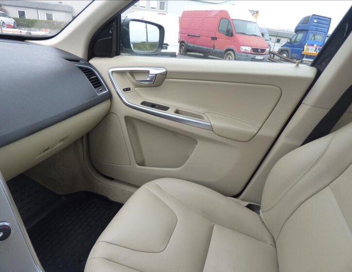 Volvo XC60 Kombi 2,0 l 110 kw