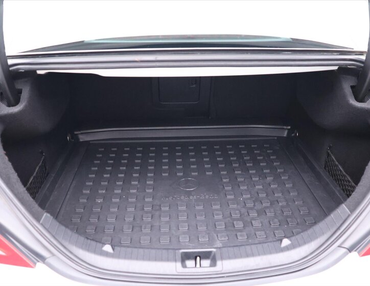 Mercedes-Benz CLA 10