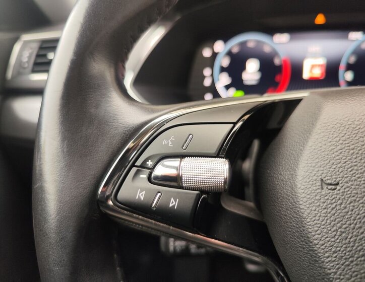 Škoda Superb Sedan 1,5 l 110 kw