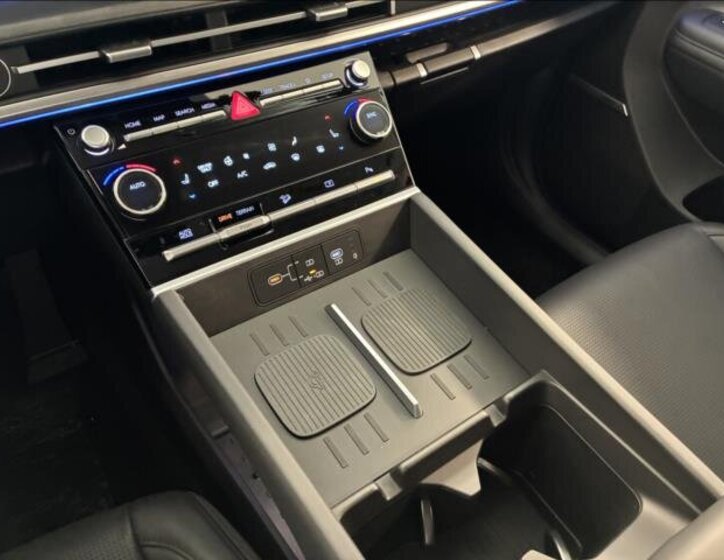 Hyundai Santa Fe SUV / Terénní 1,6 l 117 kw