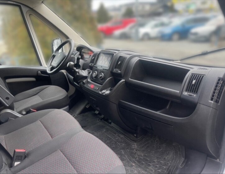 Peugeot Boxer Skříň 2,2 l 103 kw