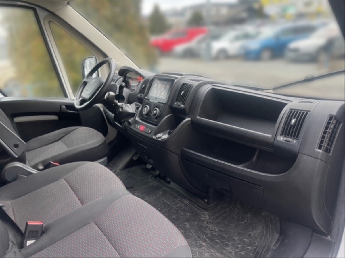 Peugeot Boxer Skříň 2,2 l 103 kw