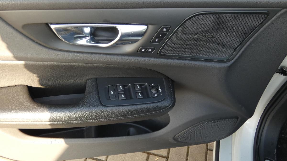 Volvo V60 Kombi 2,0 l 184 kw