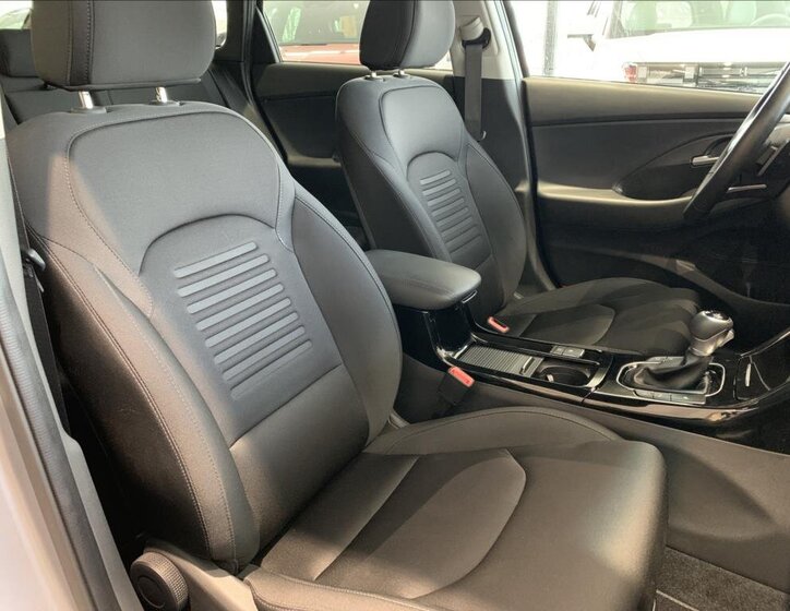 Hyundai i30 Kombi 998,0 73 kw