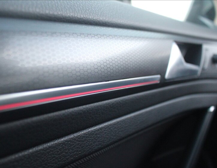 Volkswagen Golf Hatchback 2,0 l 180 kw