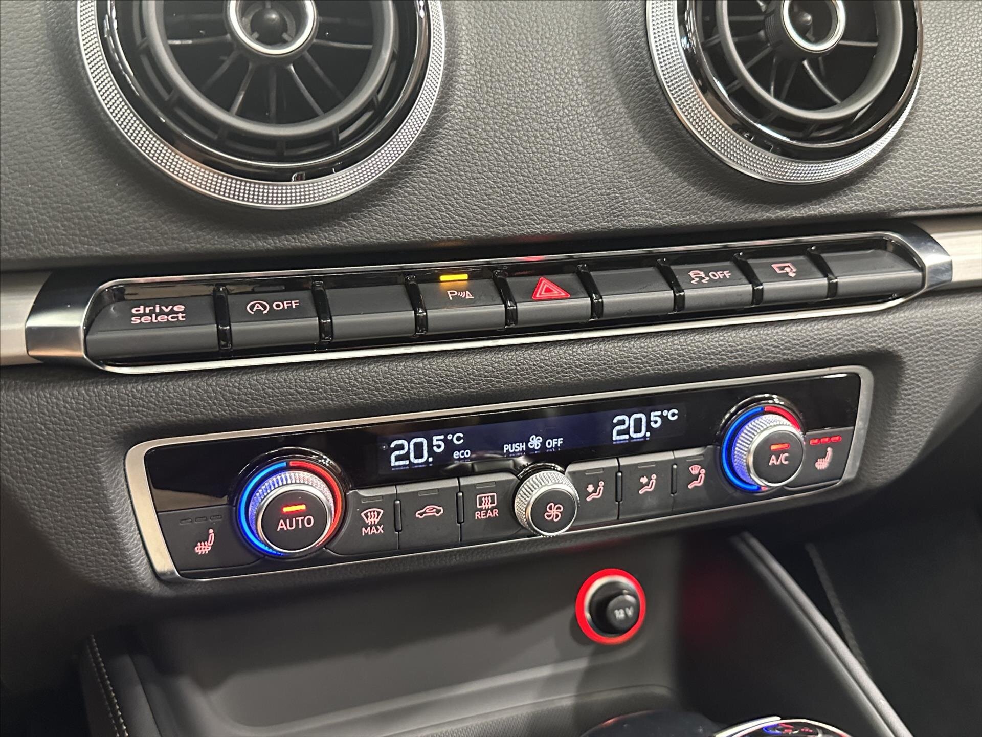 Audi S3 Kabriolet 2,0 l 221 kw