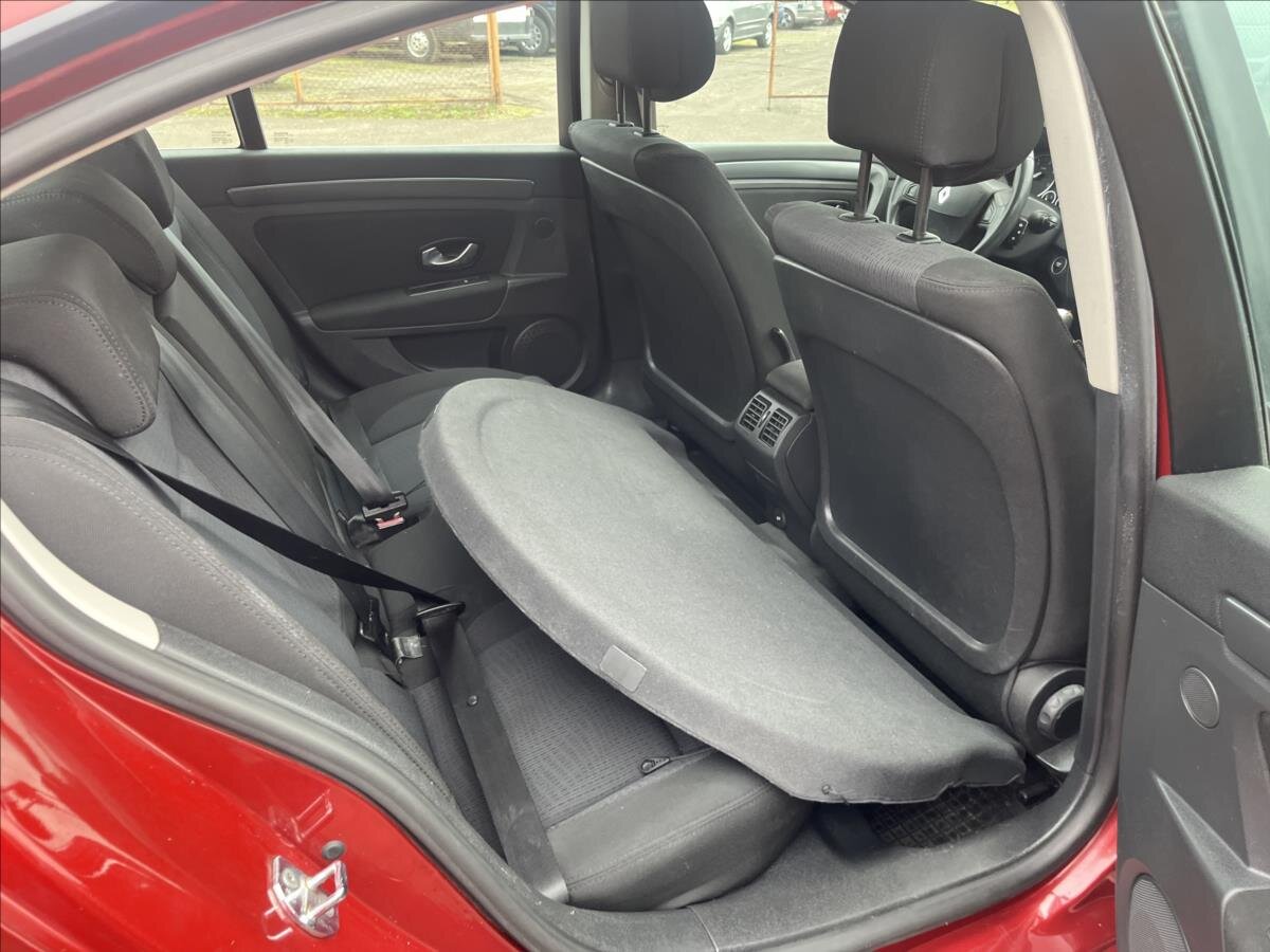 Renault Laguna Liftback 1,5 l 81 kw