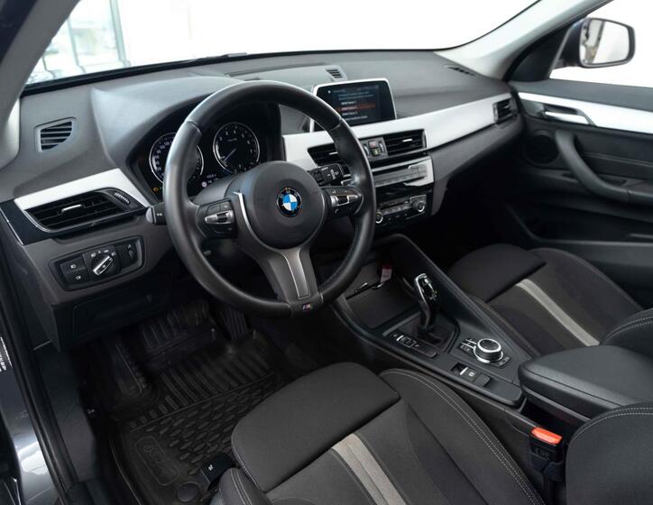 BMW X1 11