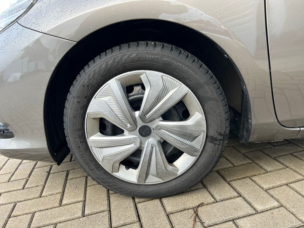 Toyota Auris Hatchback 1,6 l 97 kw