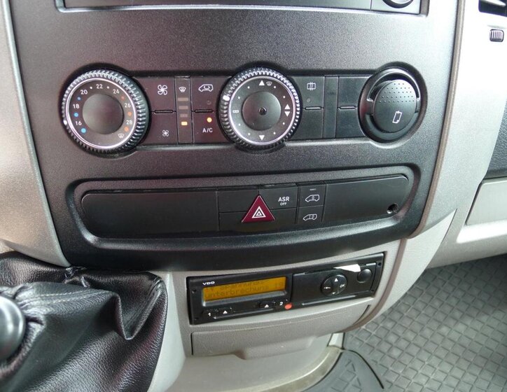 Mercedes-Benz Sprinter Užitková 2,1 l 120 kw
