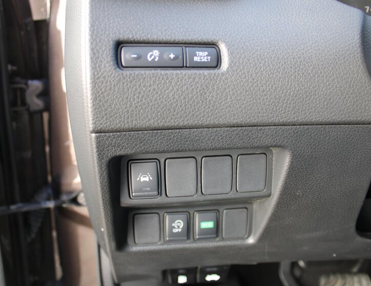 Nissan Qashqai SUV / Terénní 1,3 l 117 kw