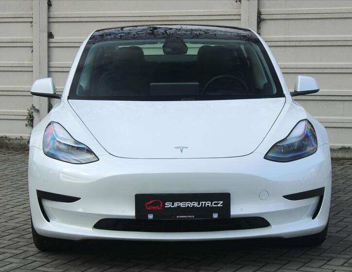 Tesla Model 3 2