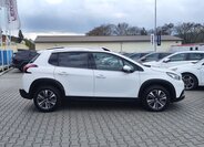 Peugeot 2008 SUV / Terénní 1,2 l 81 kw