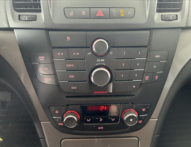 Opel Insignia Kombi 2,0 l 96 kw