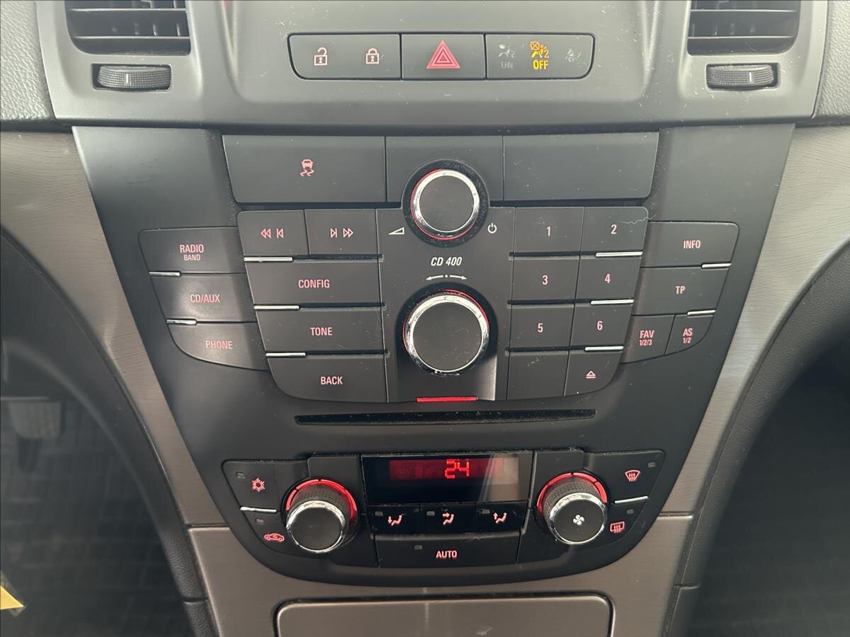 Opel Insignia Kombi 2,0 l 96 kw