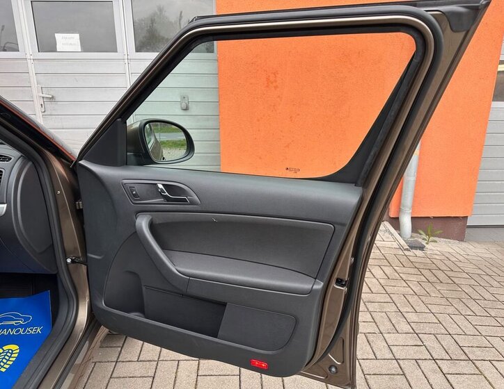 Škoda Yeti SUV / Terénní 1,2 l 81 kw