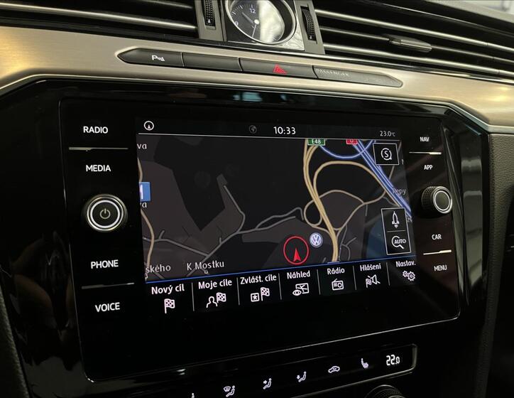 Volkswagen Passat 11