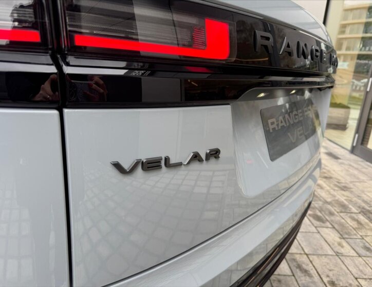 Land Rover Range Rover Velar SUV / Terénní 2,0 l 150 kw