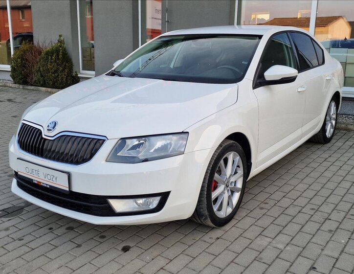 Škoda Octavia Sedan / Limuzína 2,0 l 110 kw