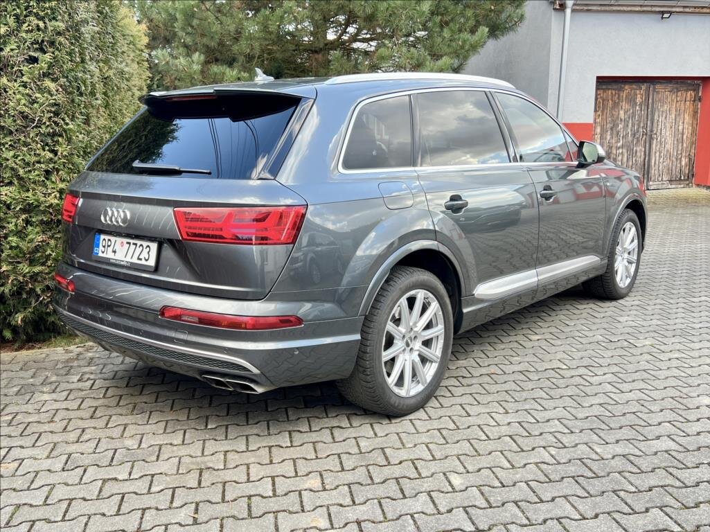 Audi SQ7 SUV / Terénní 4,0 l 320 kw