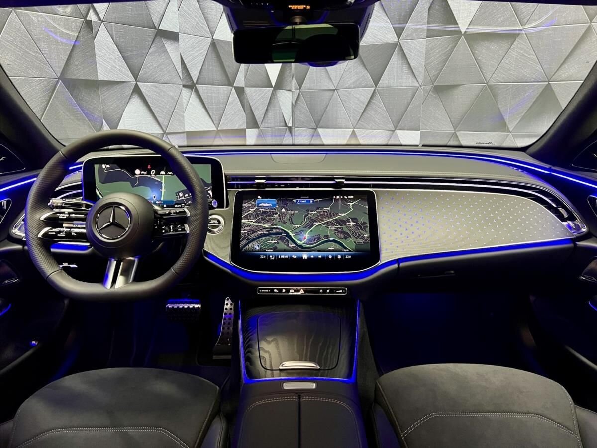 Mercedes-Benz Třídy E Sedan / Limuzína 2,0 l 240 kw