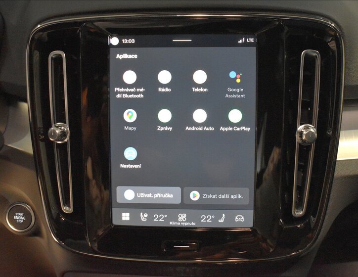 Volvo XC40 SUV / Terénní 2,0 l 145 kw