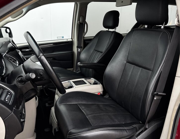 Chrysler Town & Country MPV 3,6 l 211 kw