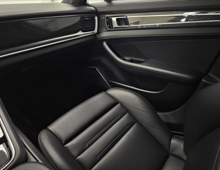 Porsche Panamera Kombi 4,0 l 404 kw