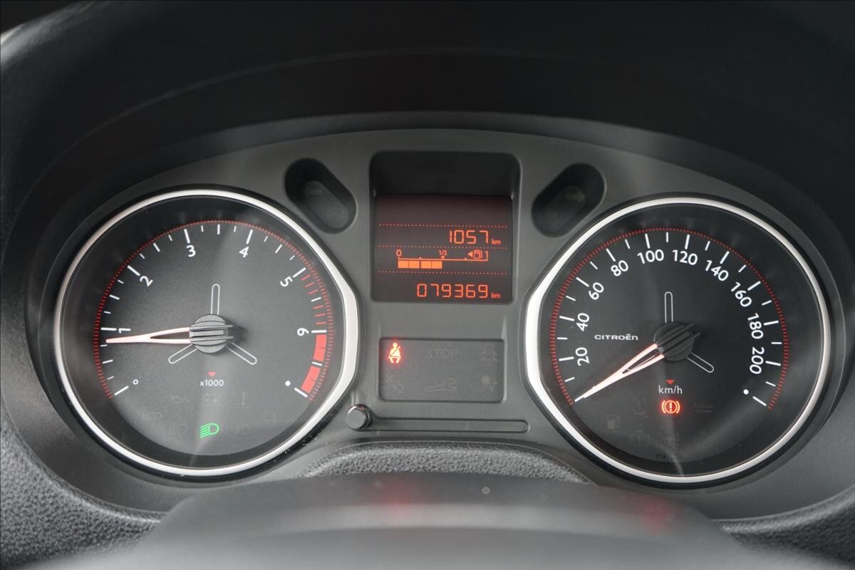 Citroën C-Elysée Sedan / Limuzína 1,2 l 61 kw