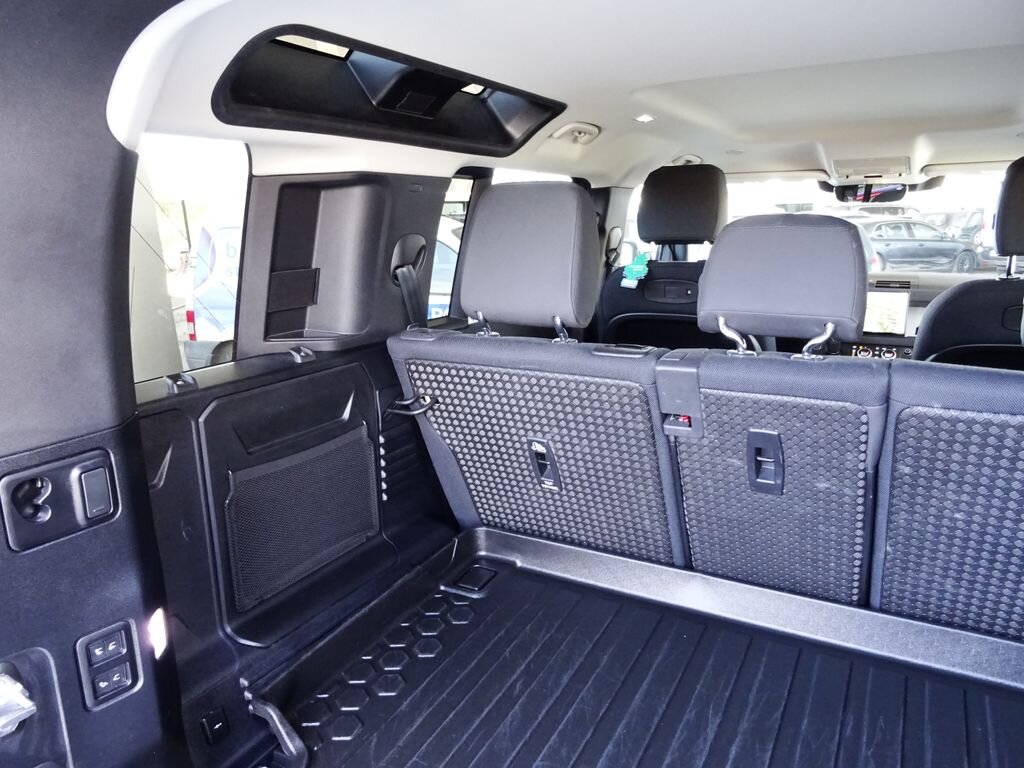 Land Rover Defender SUV / Terénní 3,0 l 221 kw