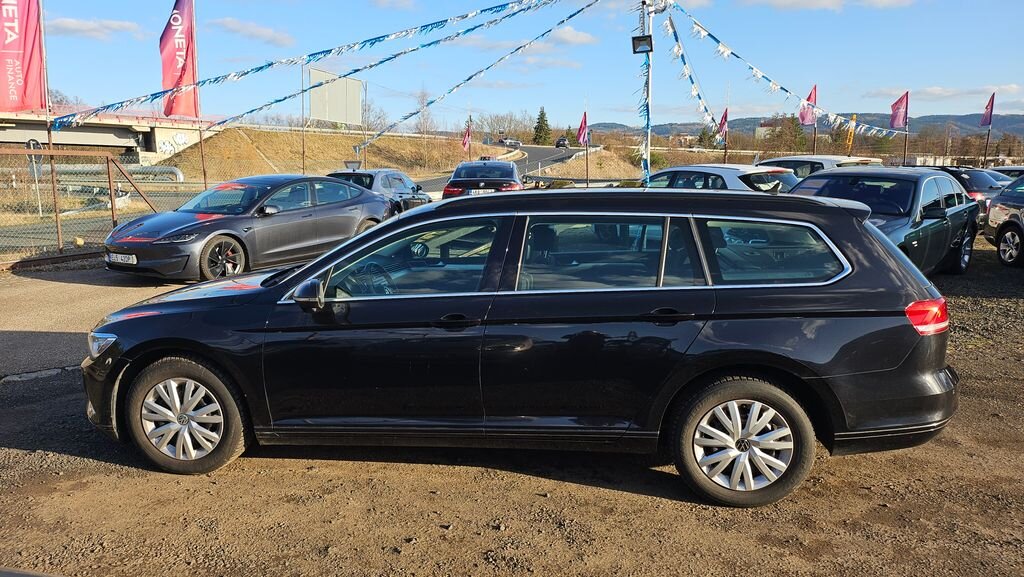 Volkswagen Passat Kombi 1,6 l 88 kw