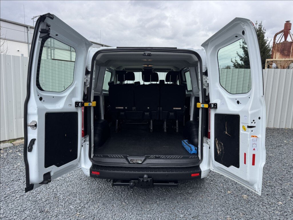 Ford Transit Custom Kombi 2,0 l 96 kw