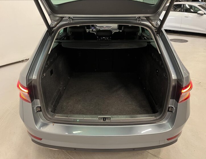 Škoda Superb Kombi 2,0 l 140 kw