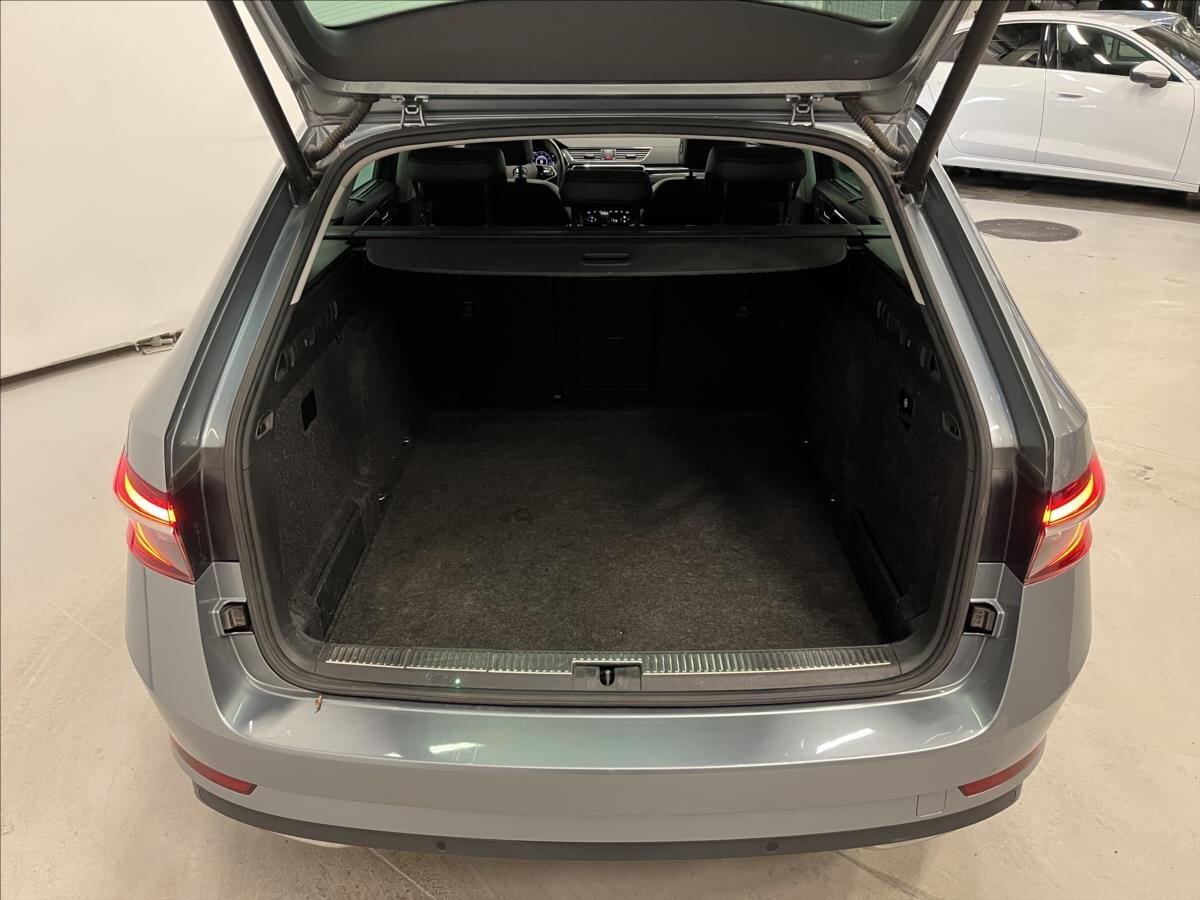 Škoda Superb Kombi 2,0 l 140 kw